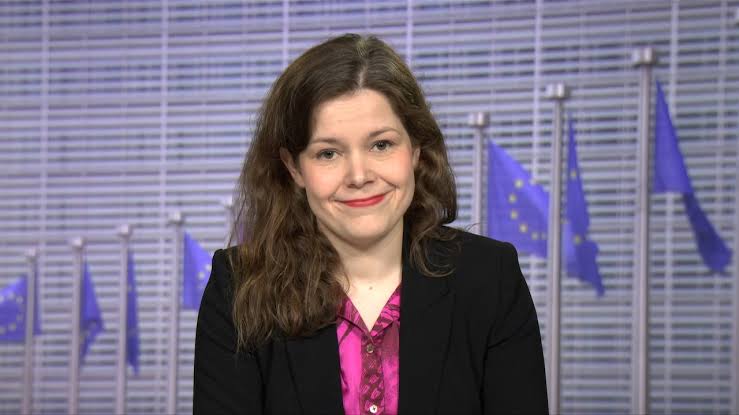 lara wiedeking
